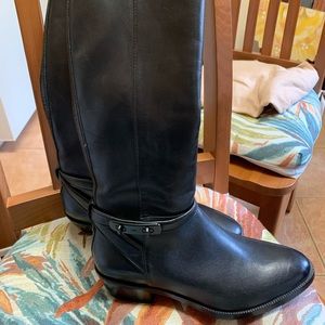 NEW Coach Knee-High Boots - SIZE 7 - NWT 👢